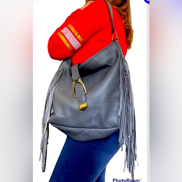 G.I.L.I Grey Leather Hobo Bag - Picture 3 of 11